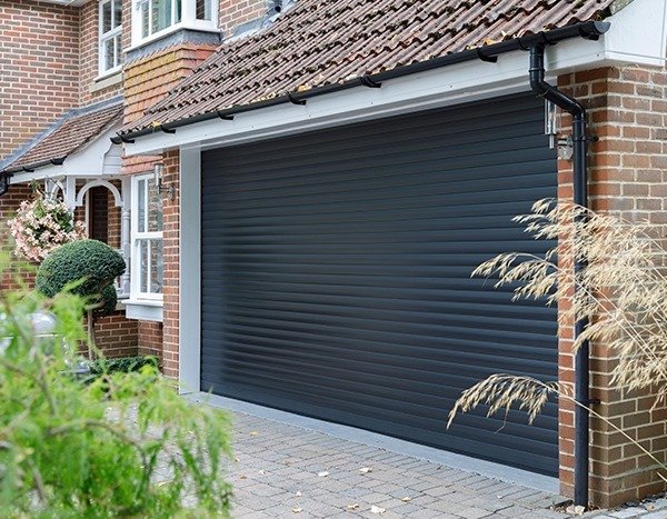 Contemporary Insulated Roller Shutter Garage Door